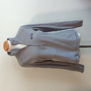 Grey Patagonia fleece - size S
